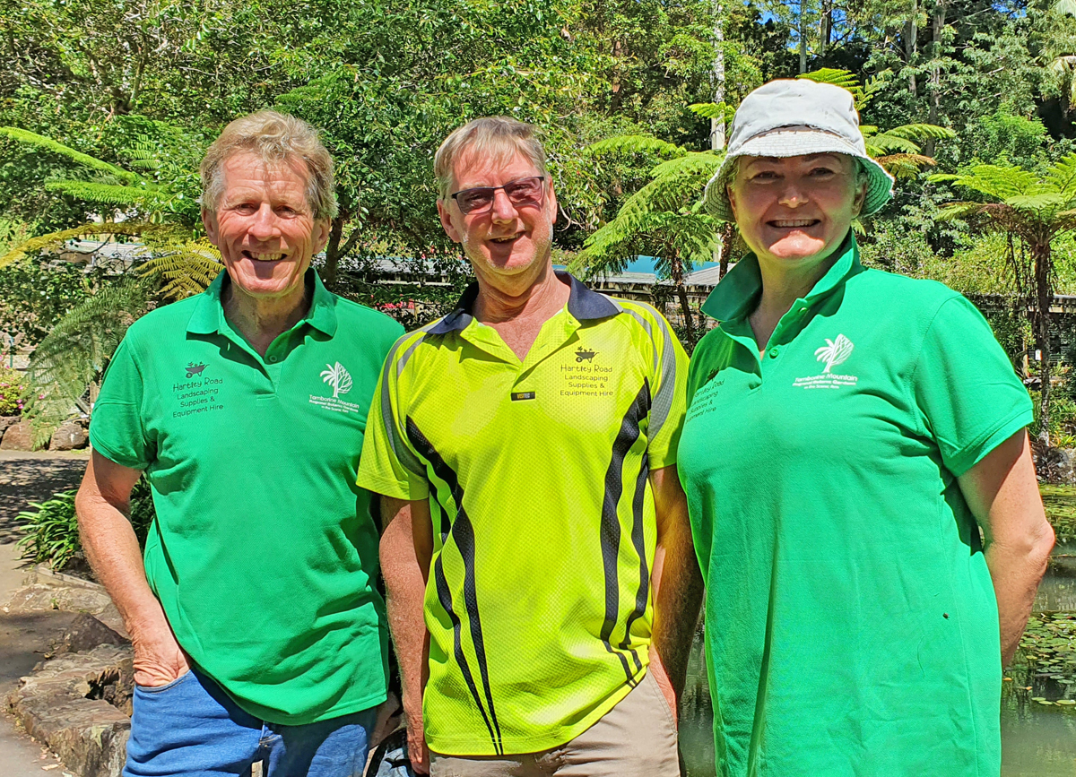 Botanic Gardens volunteers look smarterthrough a generous sponsor